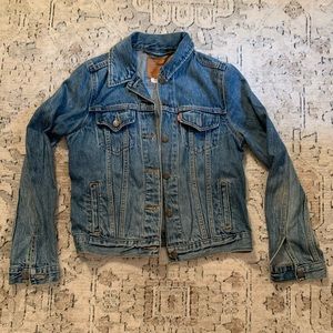Levi’s denim jacket